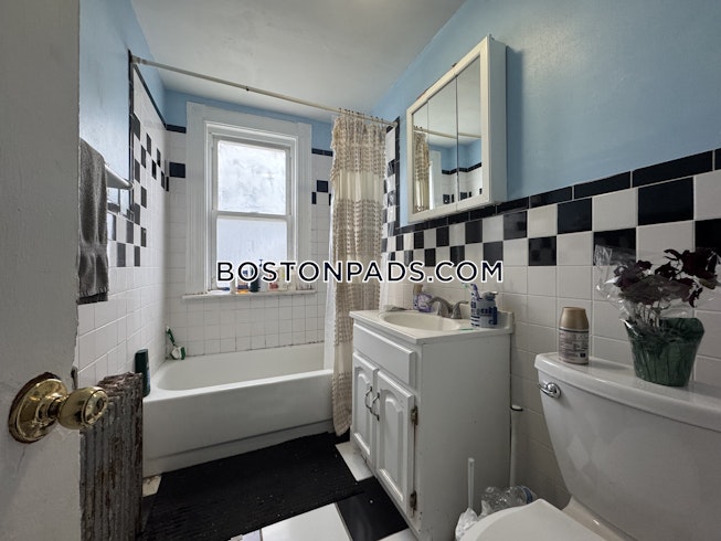 Boston - $3,000+ /mo