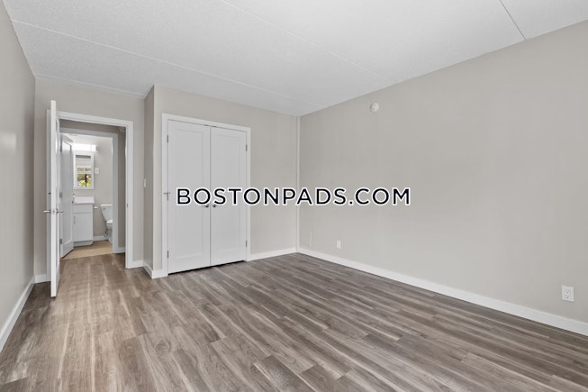 Brookline - $4,600+ /mo