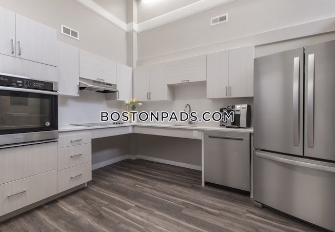 Brookline - $4,600+ /mo