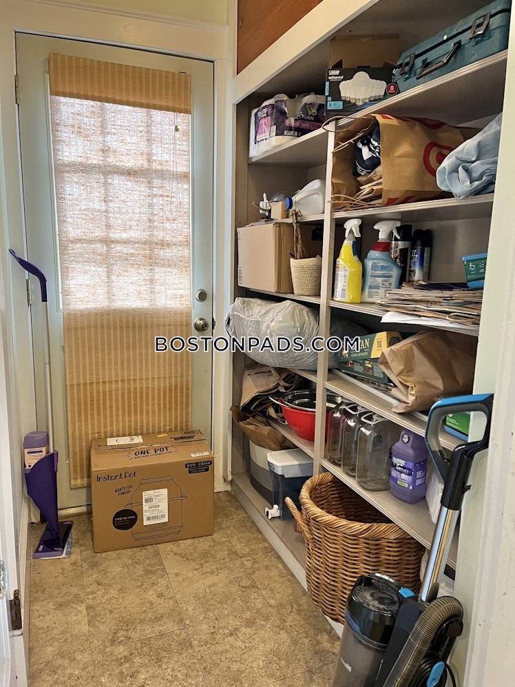 Nonantum St., Boston