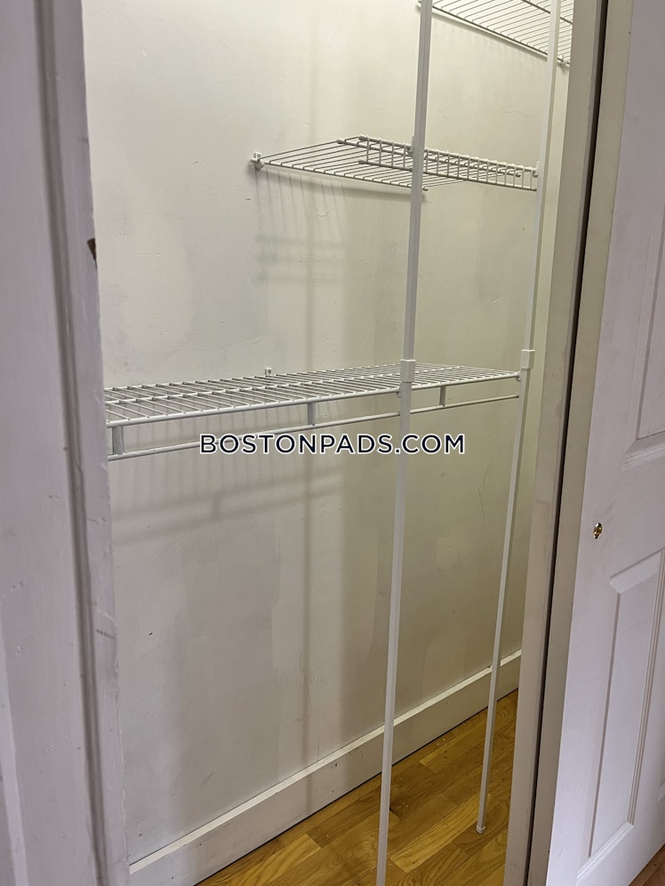 Nonantum St., Boston