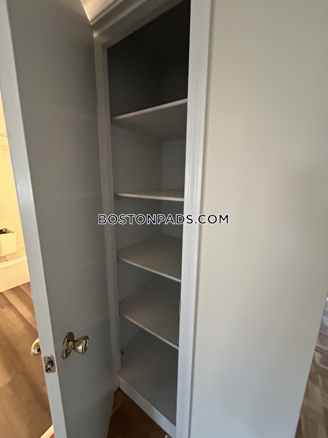 Lexington - $2,275+ /mo