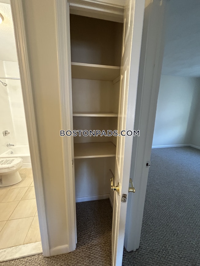 Lexington - $2,950+ /mo