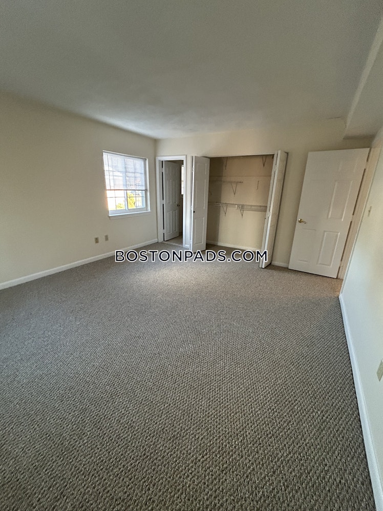 April Ln., Lexington