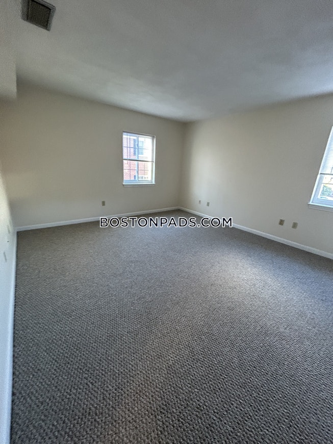 Lexington - $2,950+ /mo