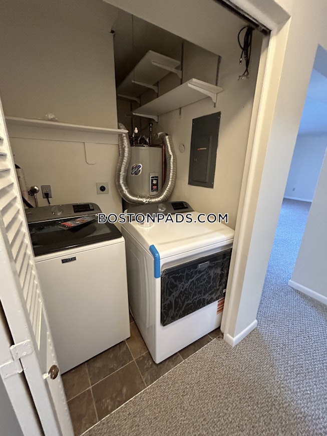 Lexington - $2,950+ /mo