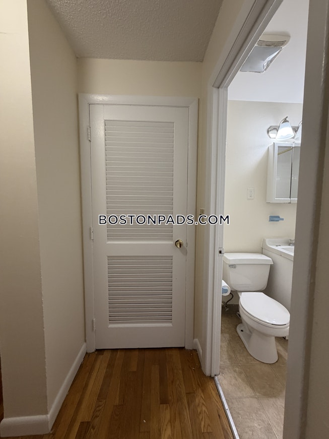 Boston - $2,700+ /mo