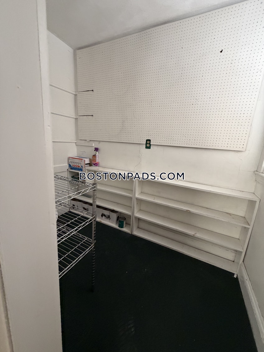 Boston - $3,800+ /month