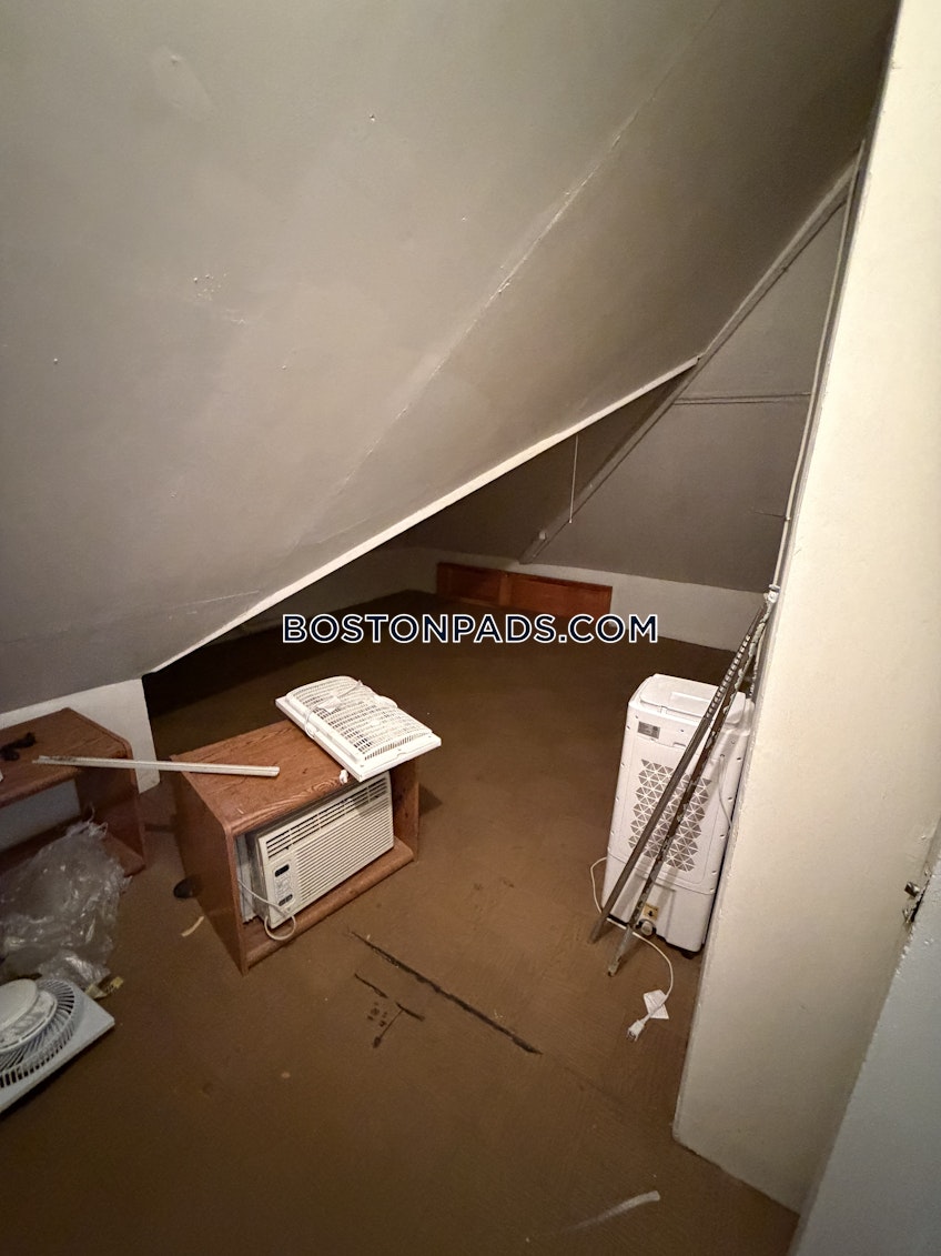 Boston - $3,800+ /month