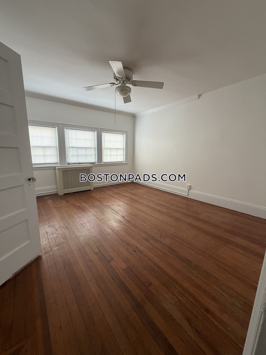 Boston - $3,800+ /month