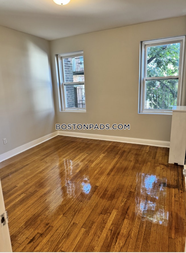 Boston - $2,480+ /mo