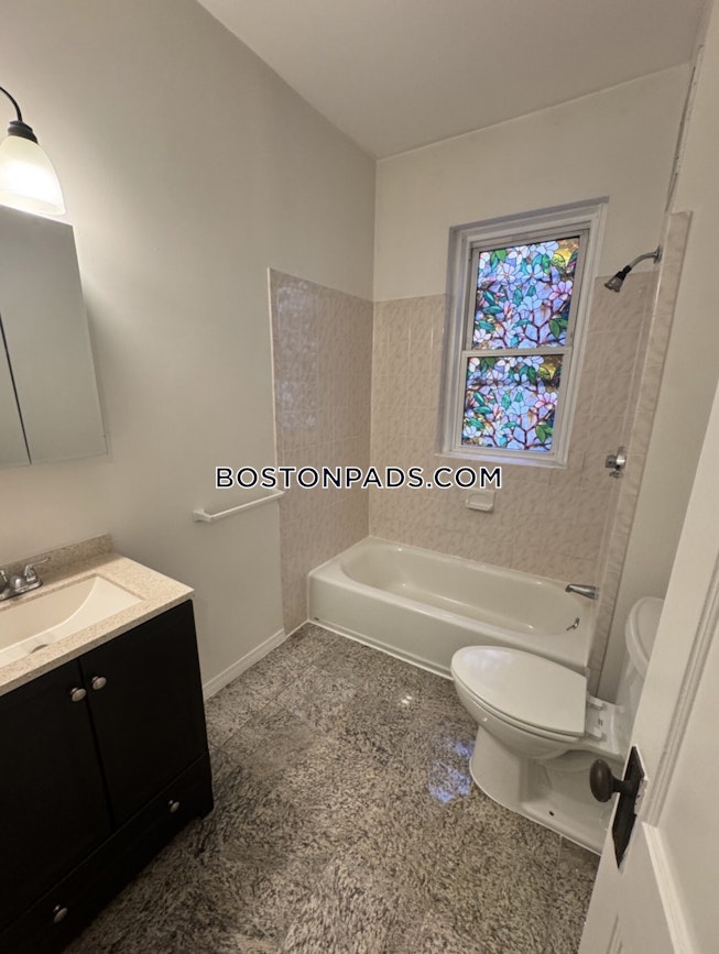 Boston - $2,480+ /mo