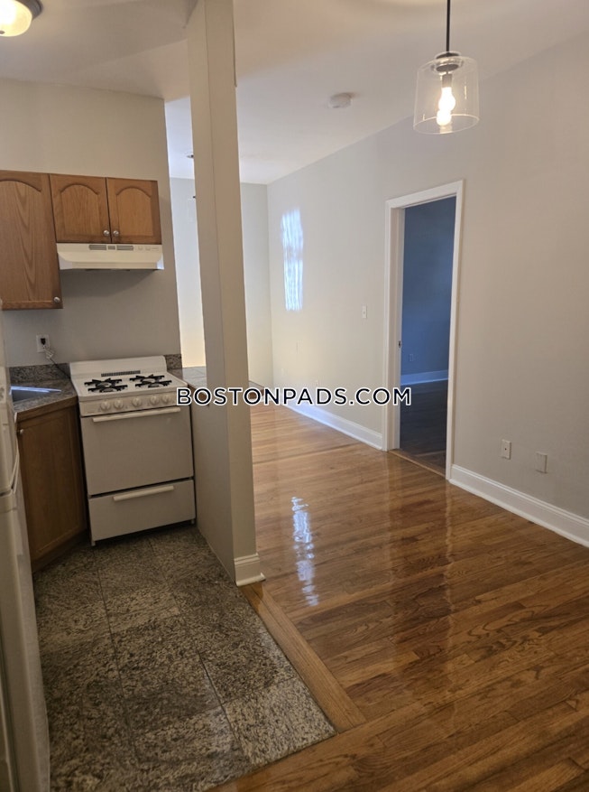 Boston - $2,480+ /mo