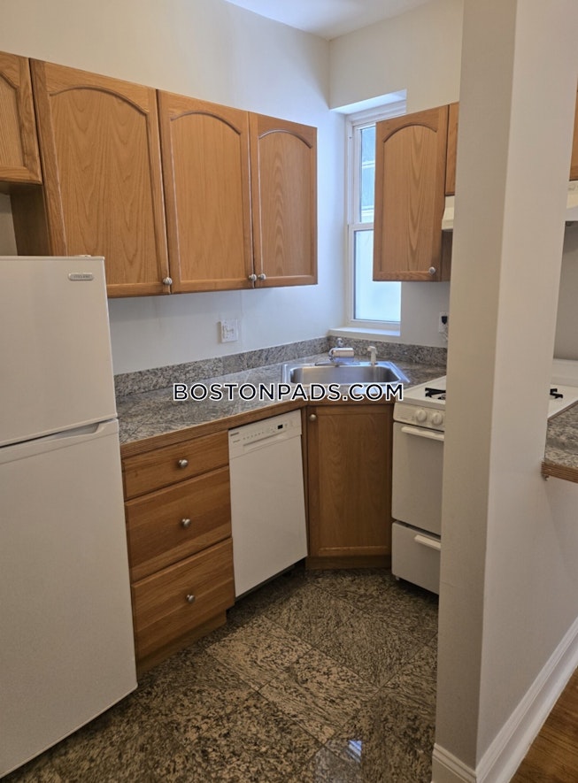 Boston - $2,480+ /mo
