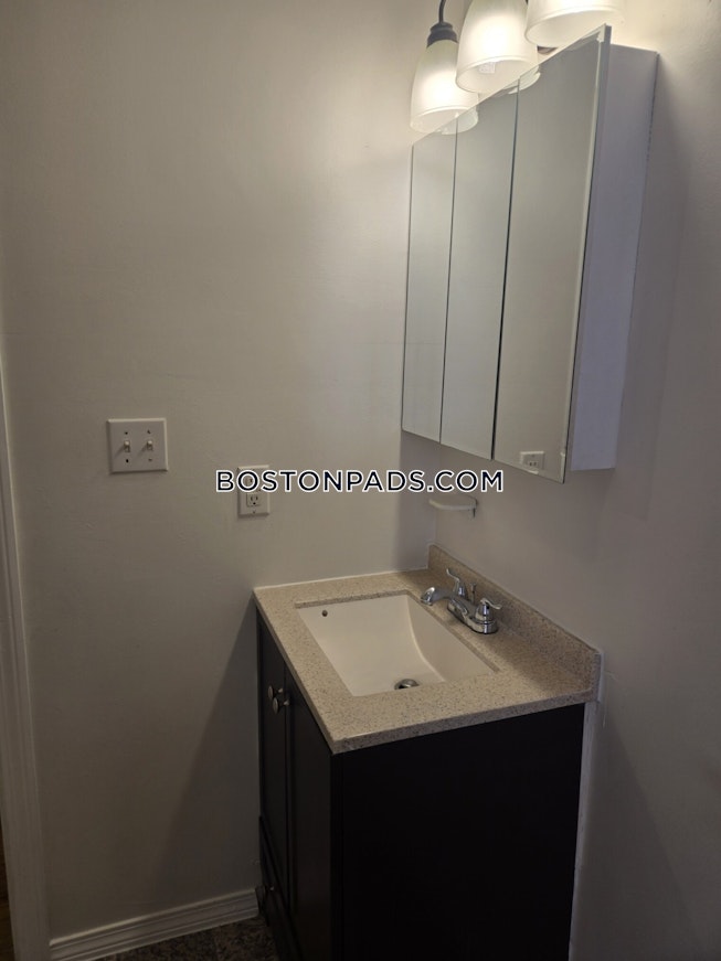 Boston - $2,480+ /mo