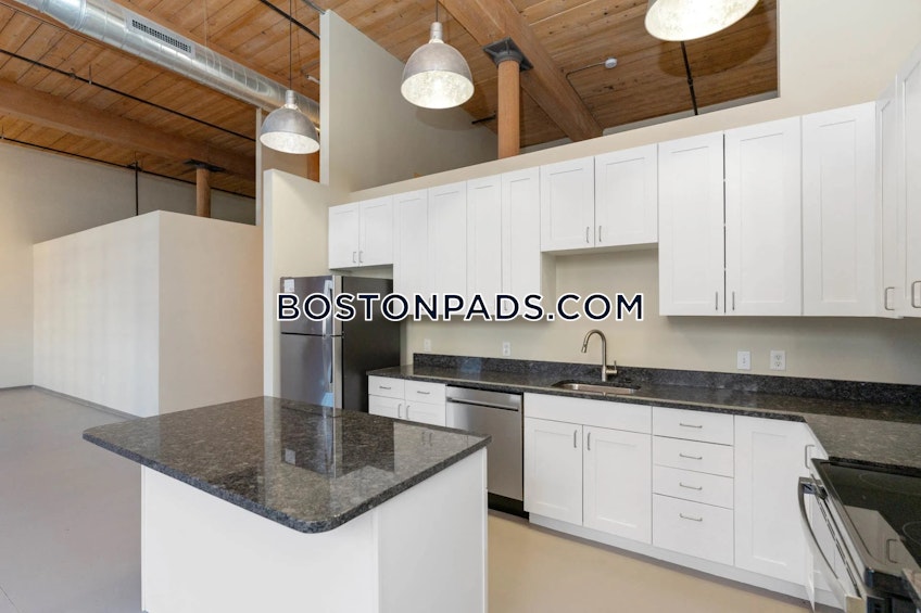 Lawrence - $2,135+ /month