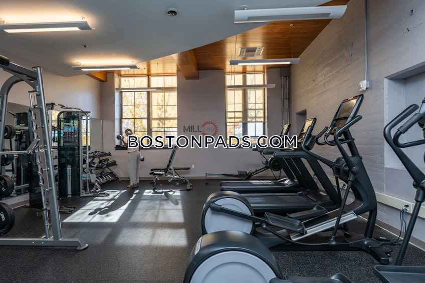 Lawrence - $2,135+ /month