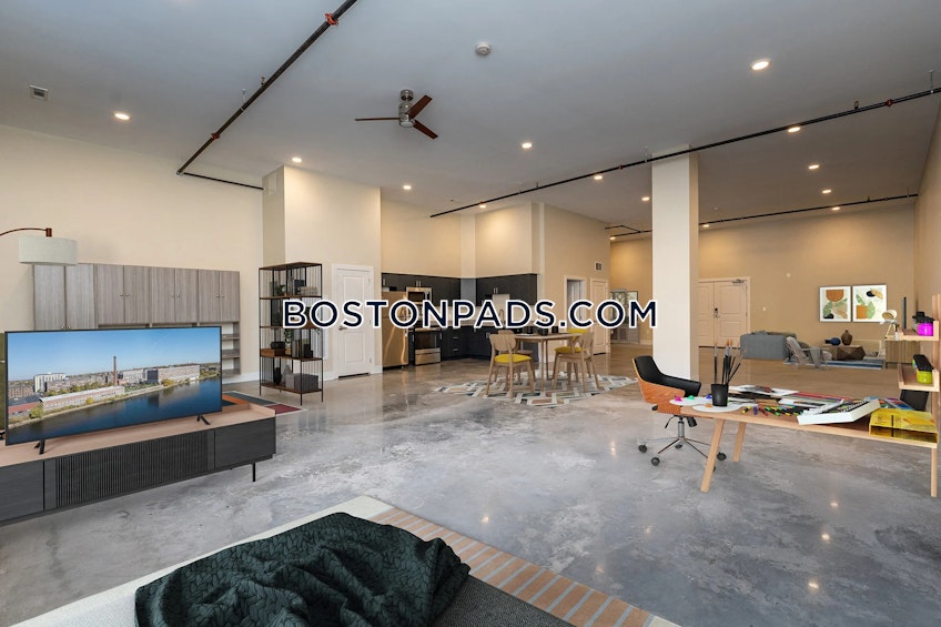 Lawrence - $2,135+ /month