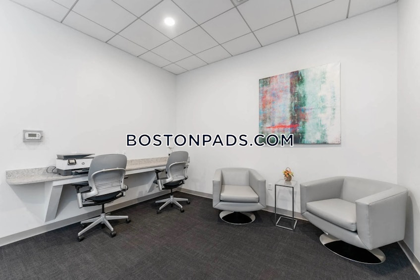 Lawrence - $2,920+ /month