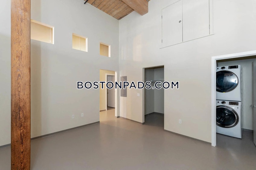 Lawrence - $3,584+ /month