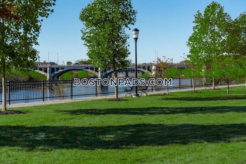 Lawrence - $2,920+ /month