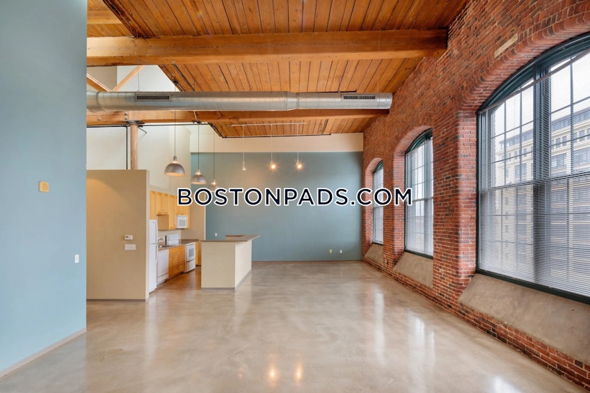 Lawrence - $3,584+ /month