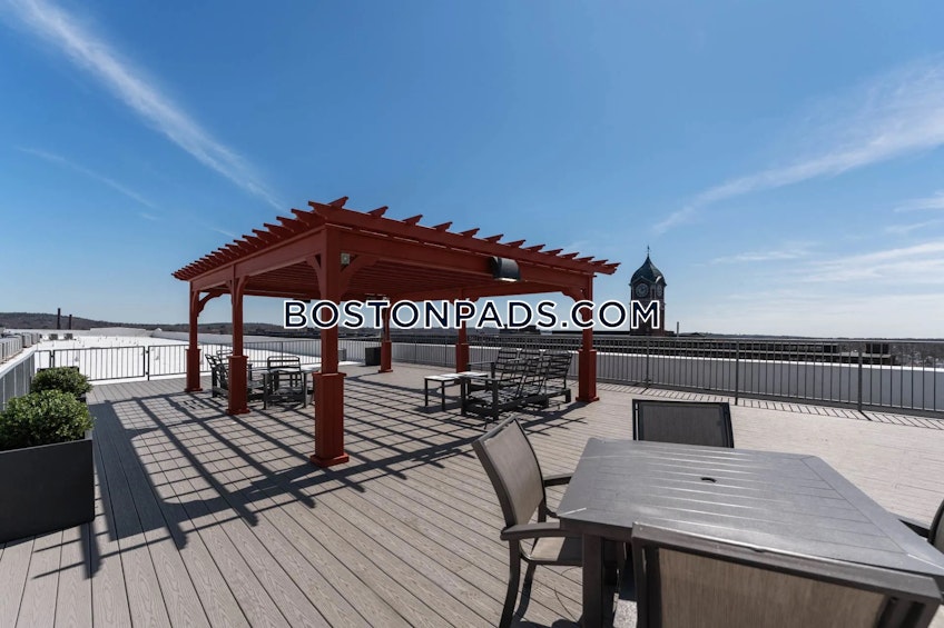 Lawrence - $3,998+ /month