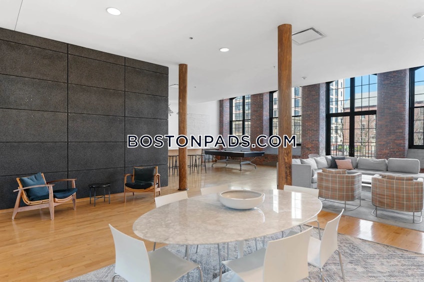 Lawrence - $3,998+ /month