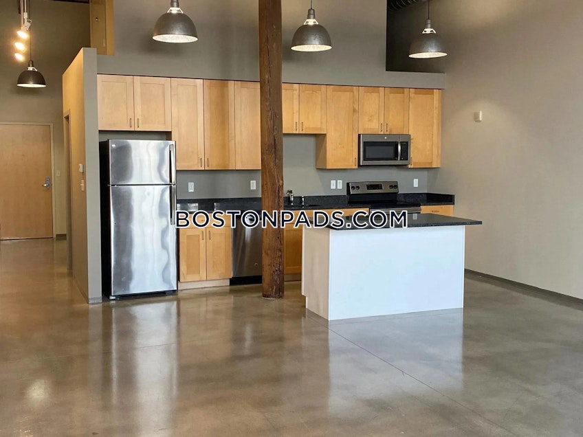 Lawrence - $3,998+ /month