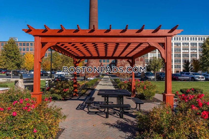 Lawrence - $3,998+ /month