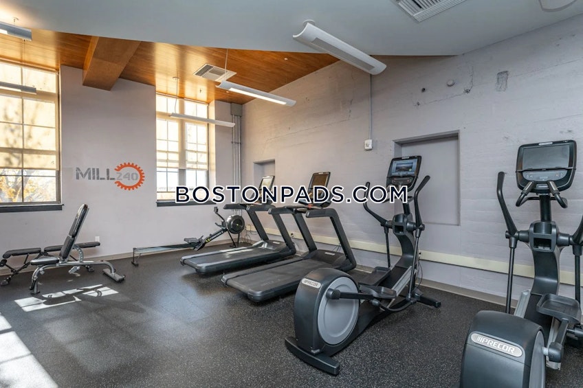 Lawrence - $3,998+ /month