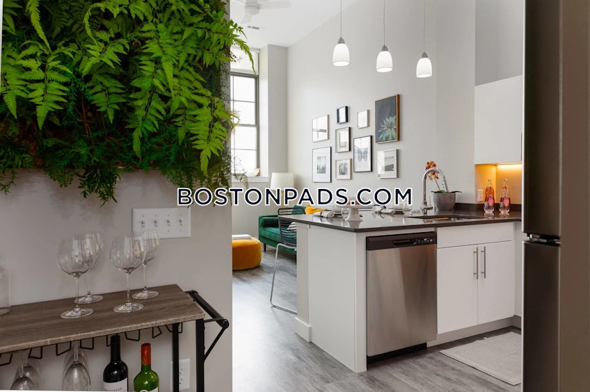 Lawrence - $2,421+ /month