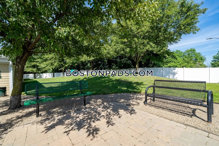 Brainard Ave., Medford