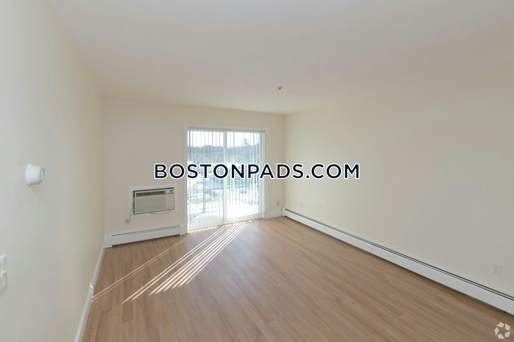 Weymouth Place - 1 Bed, 1 Bath - $2,150 - ID#4540573