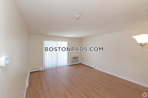 Middle St. Weymouth photo 16