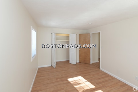 Middle St. Weymouth photo 12