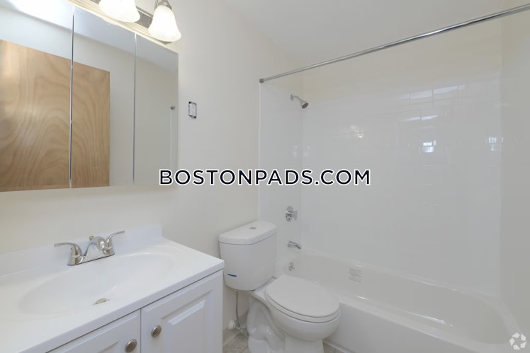 Middle St., Weymouth