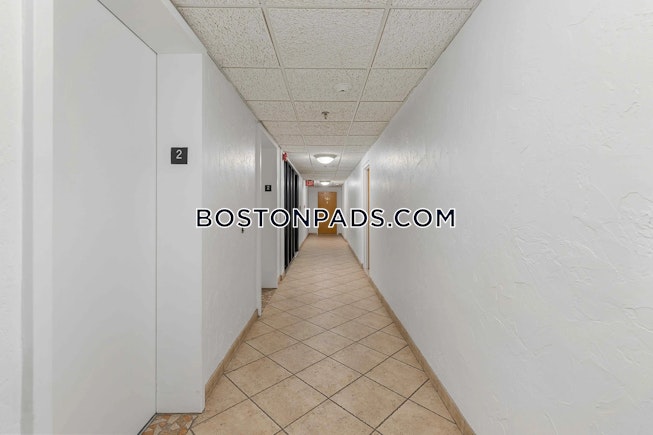 Boston - $2,350+ /mo