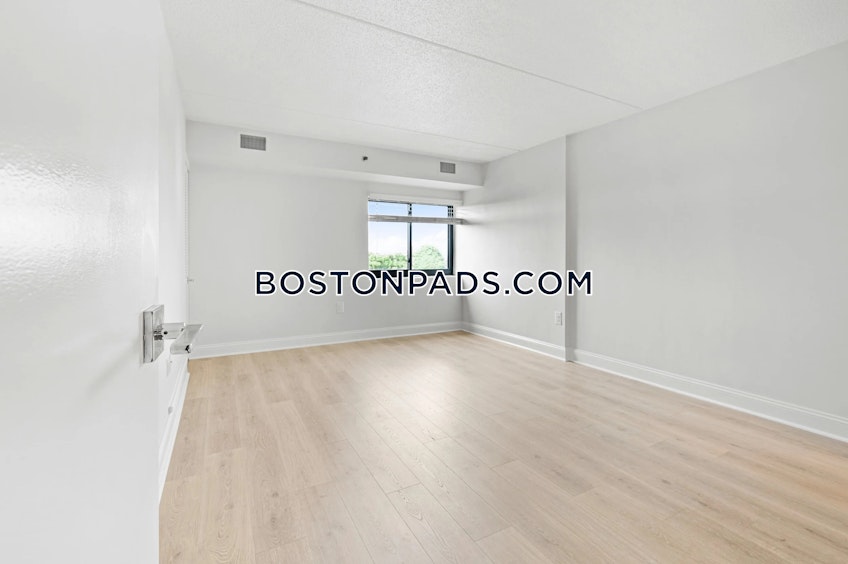 Boston - $2,350+ /month