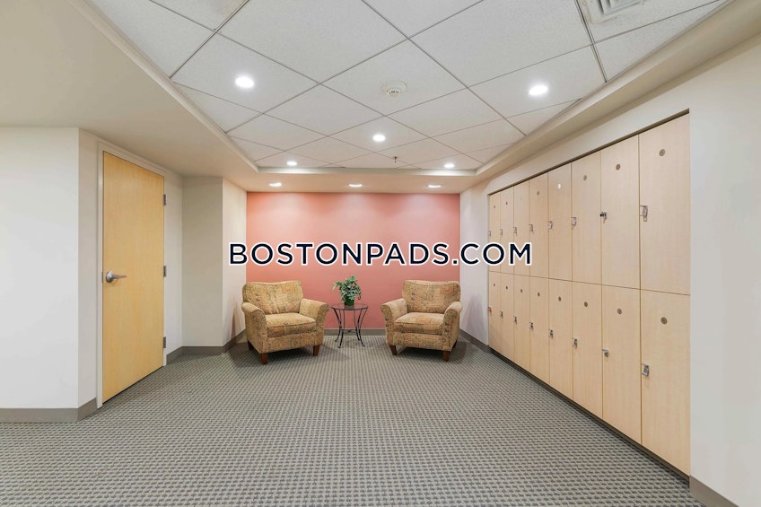 Boston - $2,400+ /month