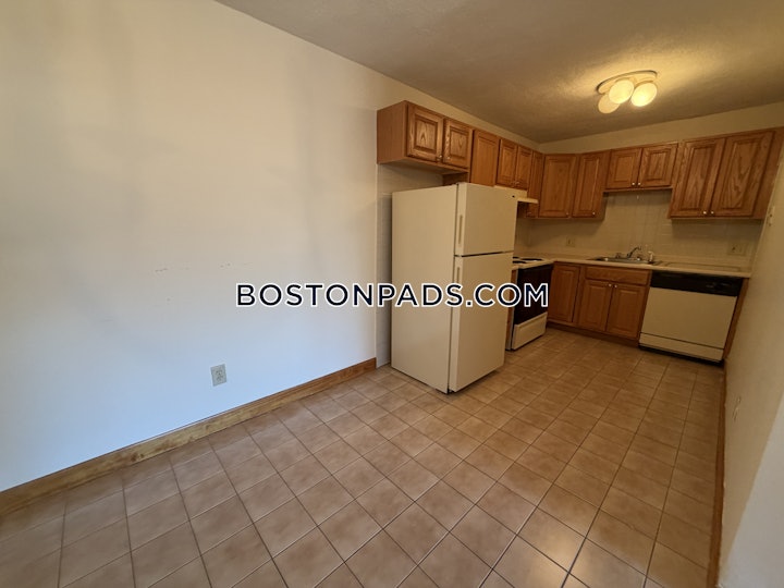newton-apartment-for-rent-1-bedroom-1-bath-auburndale-2300-8027886 