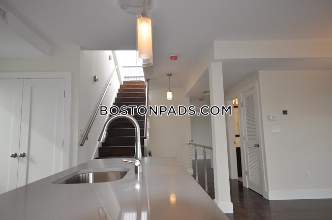 Boston - $5,580+ /mo