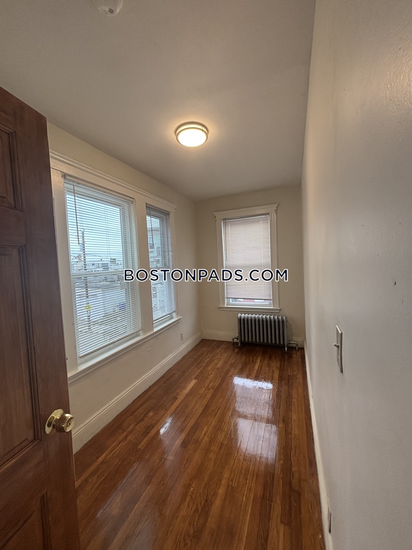 Boston - $3,100+ /month