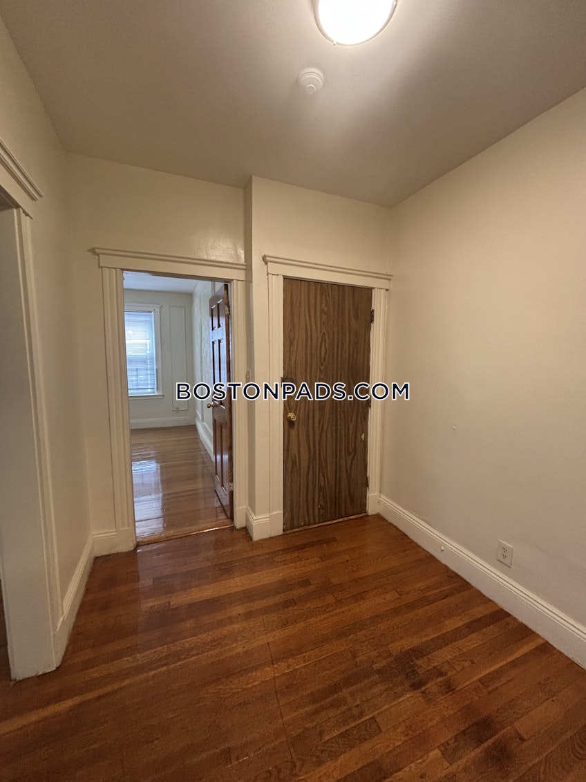 Boston - $3,100+ /month