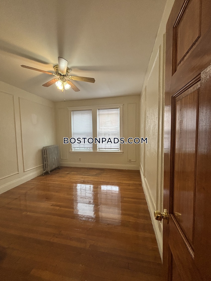 Boston - $3,100+ /month