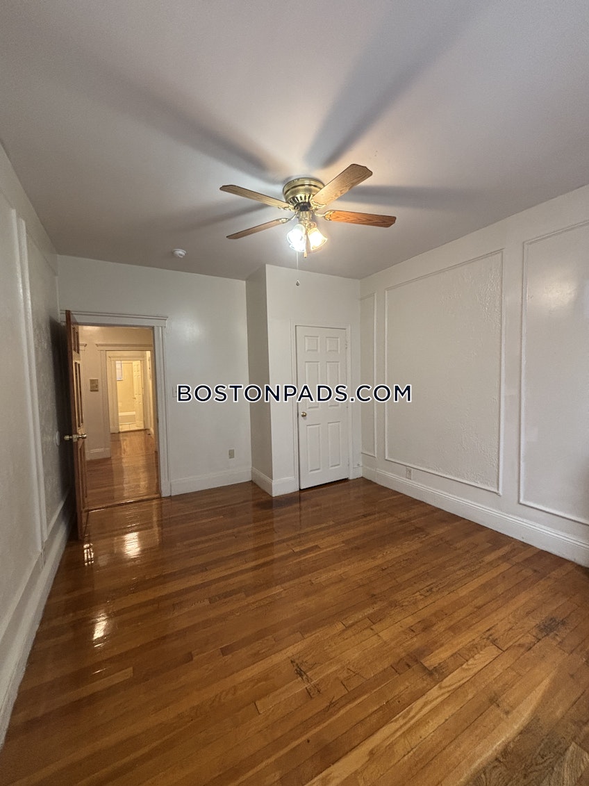 Boston - $3,100+ /month