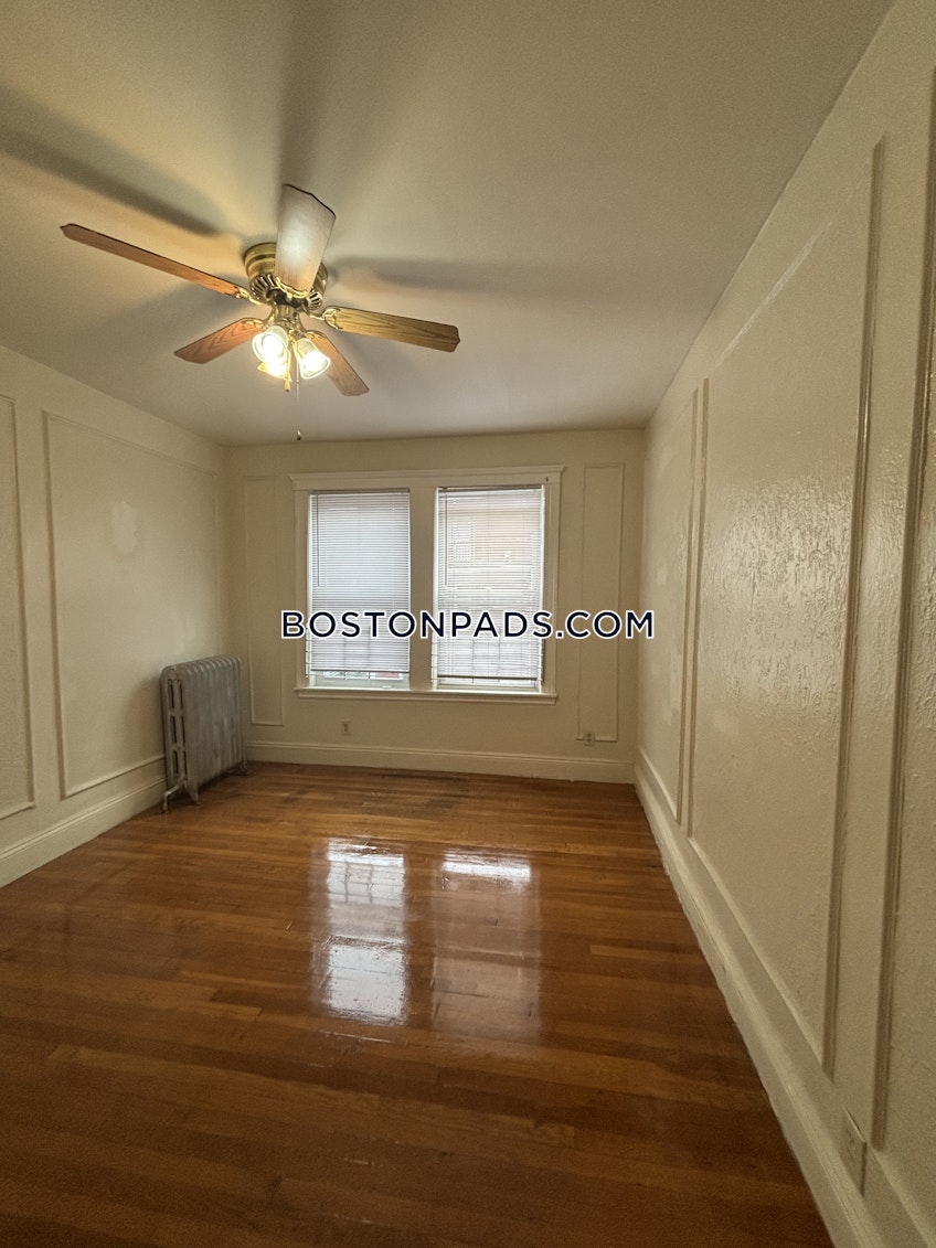 Boston - $3,100+ /month