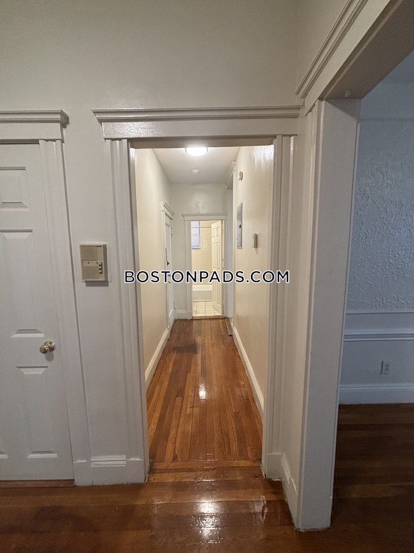 Boston - $3,100+ /month
