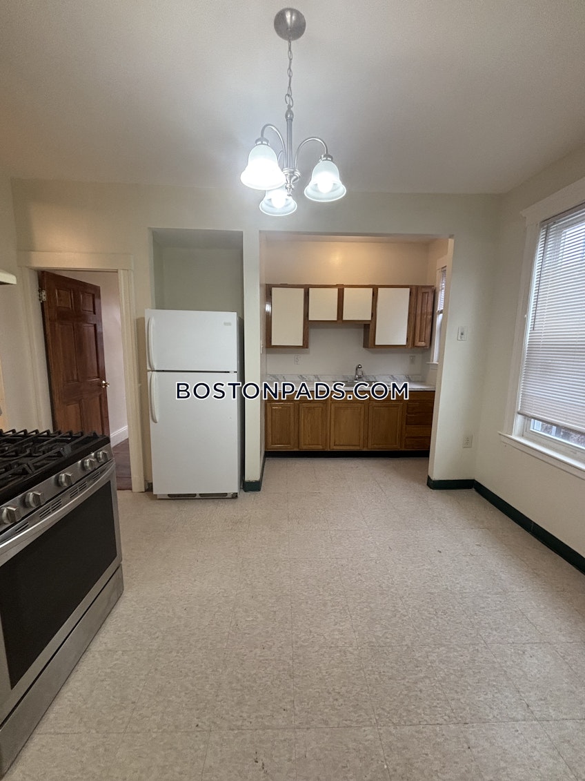 Boston - $3,100+ /month