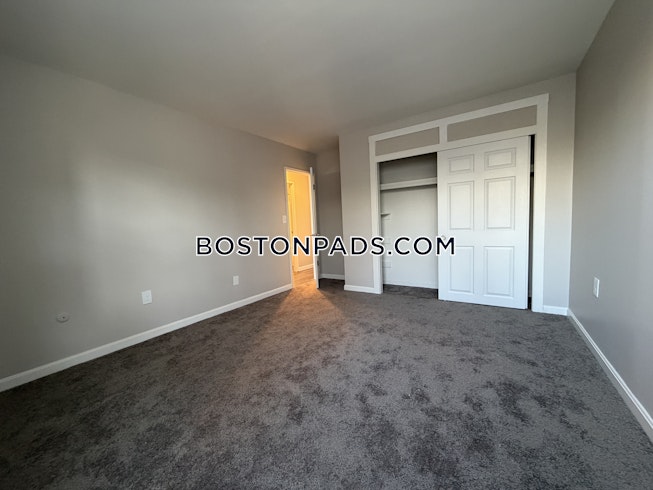Boston - $2,895+ /mo